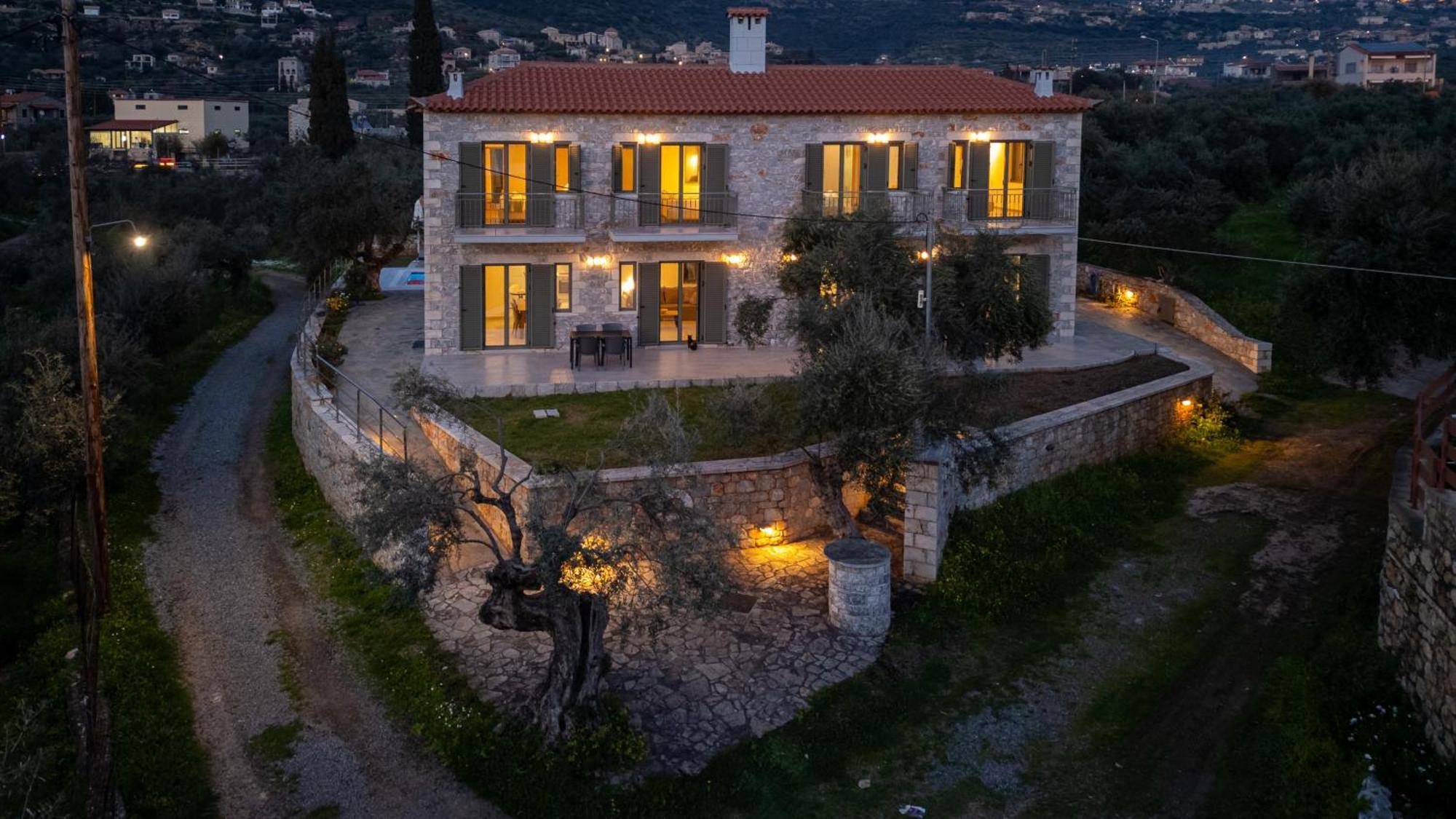 Torri Di Pietra Villa Stoúpa Buitenkant foto
