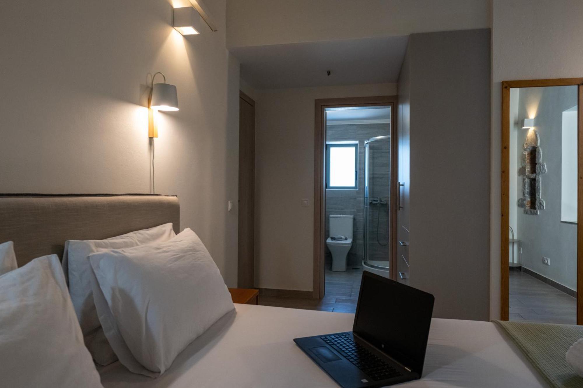 Torri Di Pietra Villa Stoúpa Kamer foto